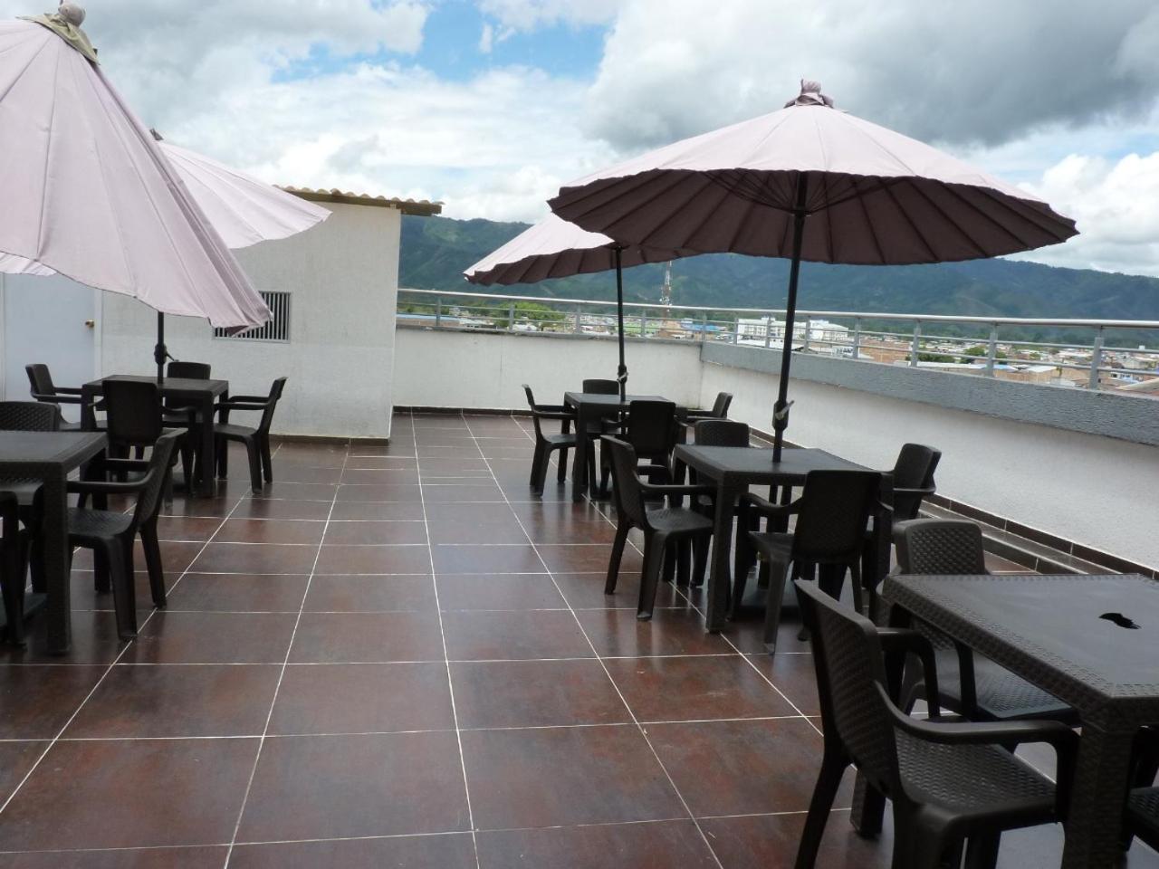 Hotel Escorial Pitalito Exterior photo